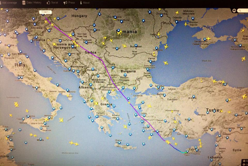Bruce's flight tracked live
